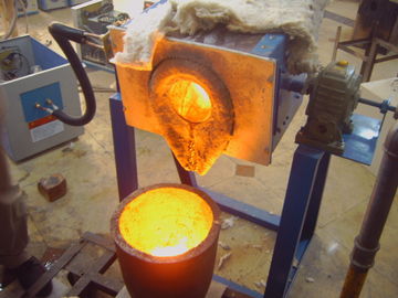 sistemas de calefacción de fusión de inducción del equipo de la inducción 25KW para el bronce de aluminio