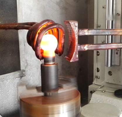 Máquina de calefacción de inducción de la refrigeración por agua 120KW para la bola Pin Gear Hardening del eje