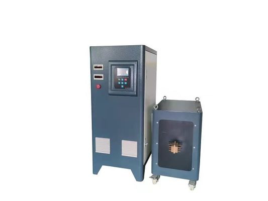 Máquina de calefacción de inducción de la pantalla táctil de poca injerencia 120KW para endurecer, forjando